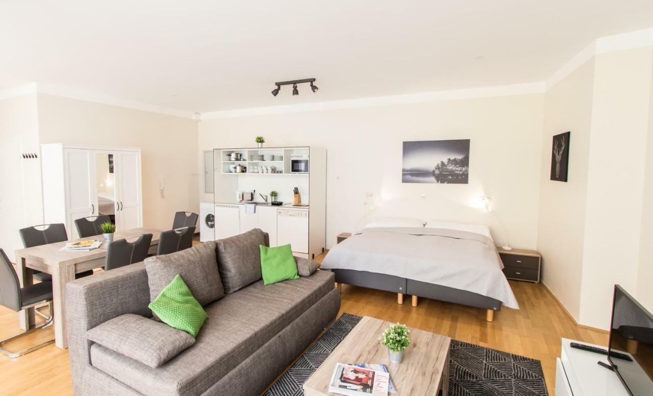 Apartment Kaiserstrasse Vienna Esterno foto