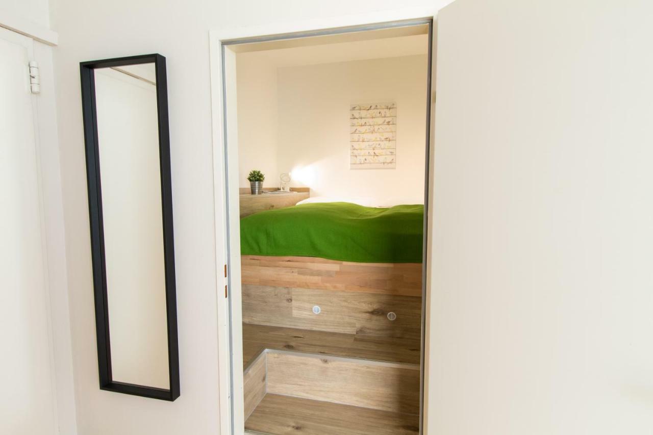 Apartment Kaiserstrasse Vienna Esterno foto
