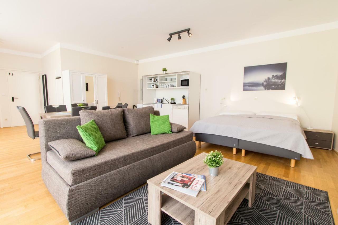 Apartment Kaiserstrasse Vienna Esterno foto