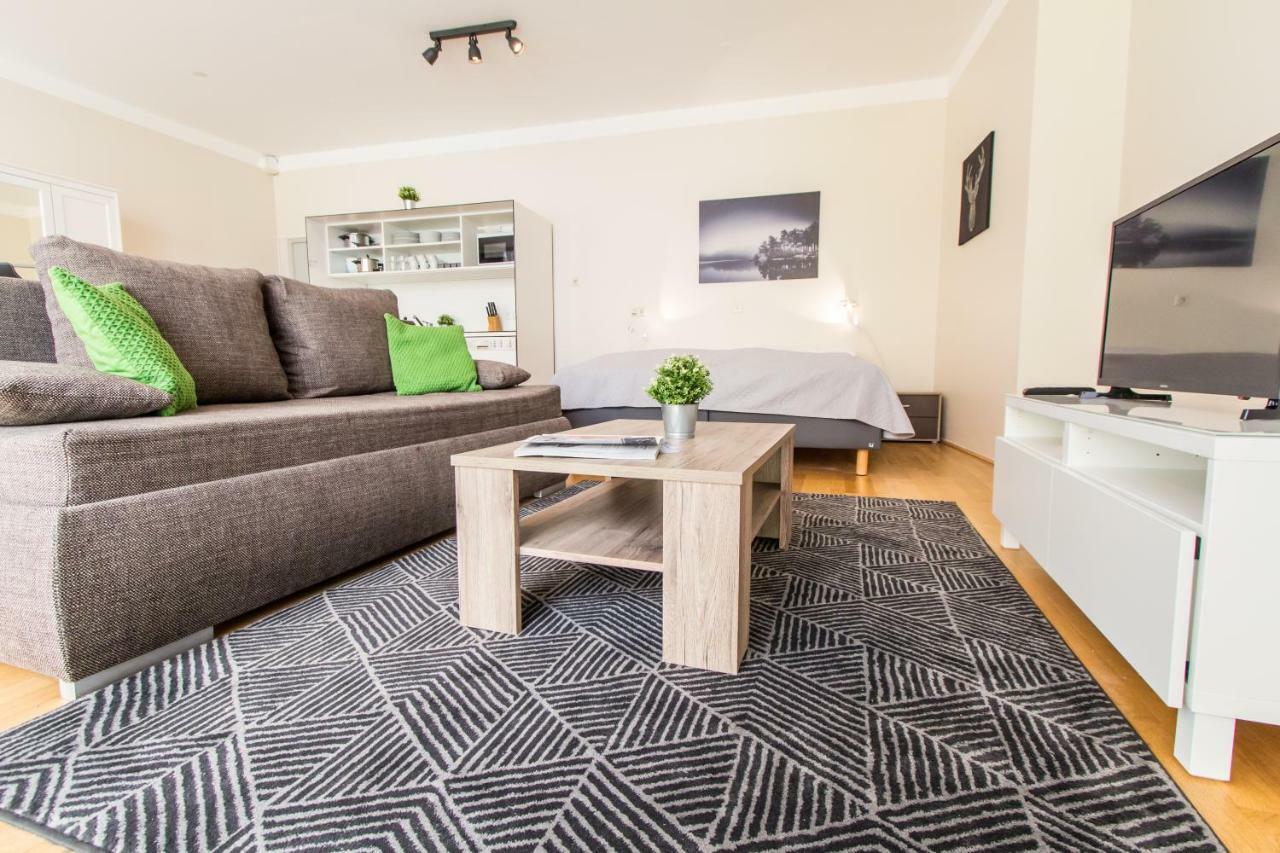 Apartment Kaiserstrasse Vienna Esterno foto